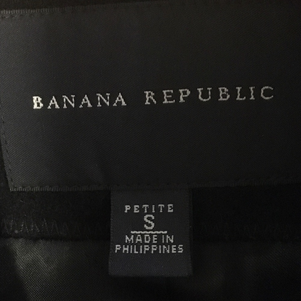 BANANA REPUBLIC BLACK WOOL COAT - Picture 3 of 3
